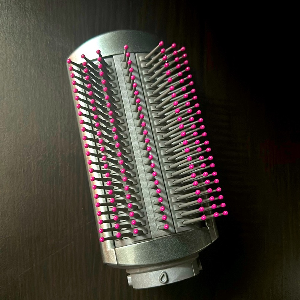 Dyson soft smoothing brush